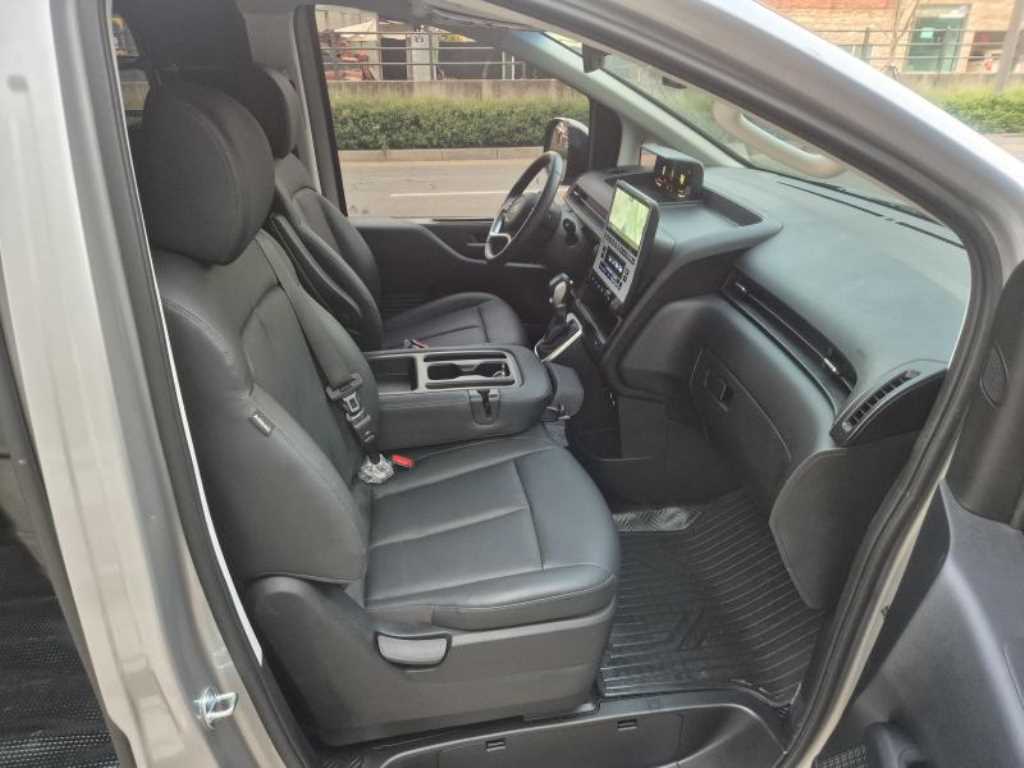 HYUNDAI Staria 2025 Gris - Importación desde Corea - HF Imports Iquique - Foto 16