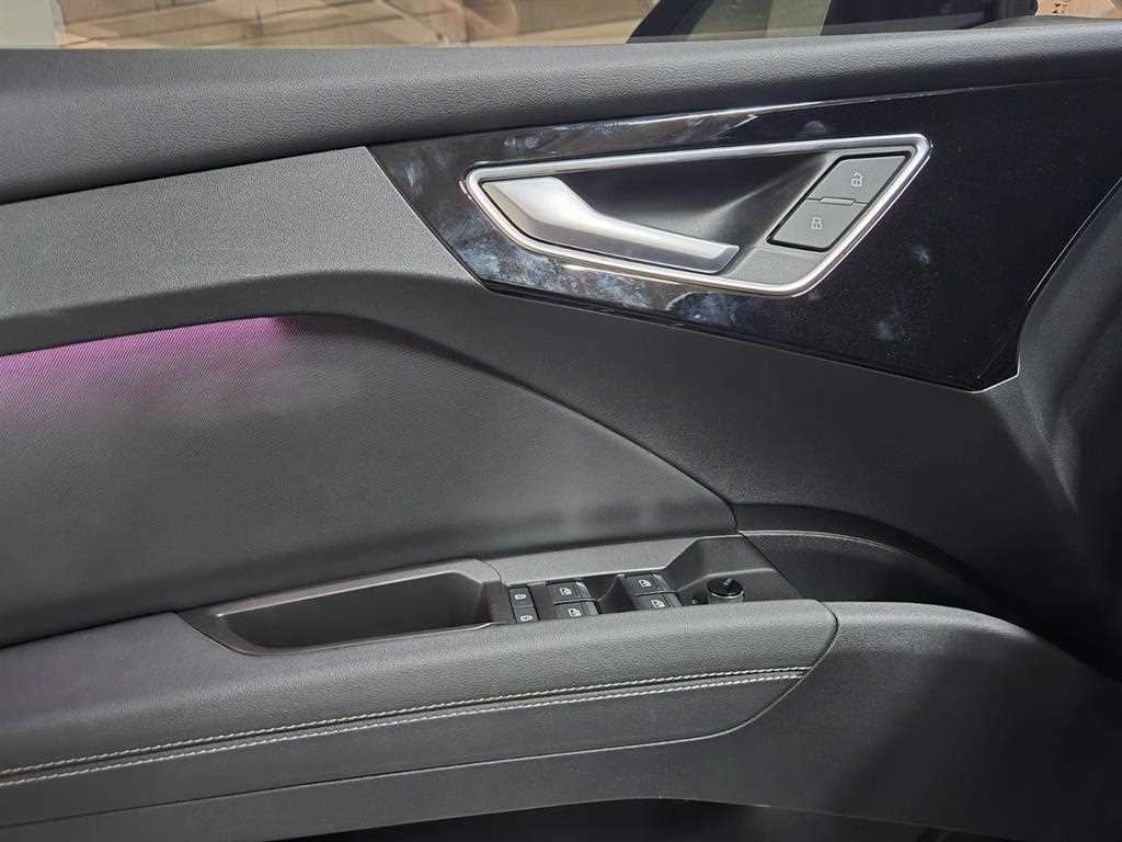 Audi Q4 - Vista 5