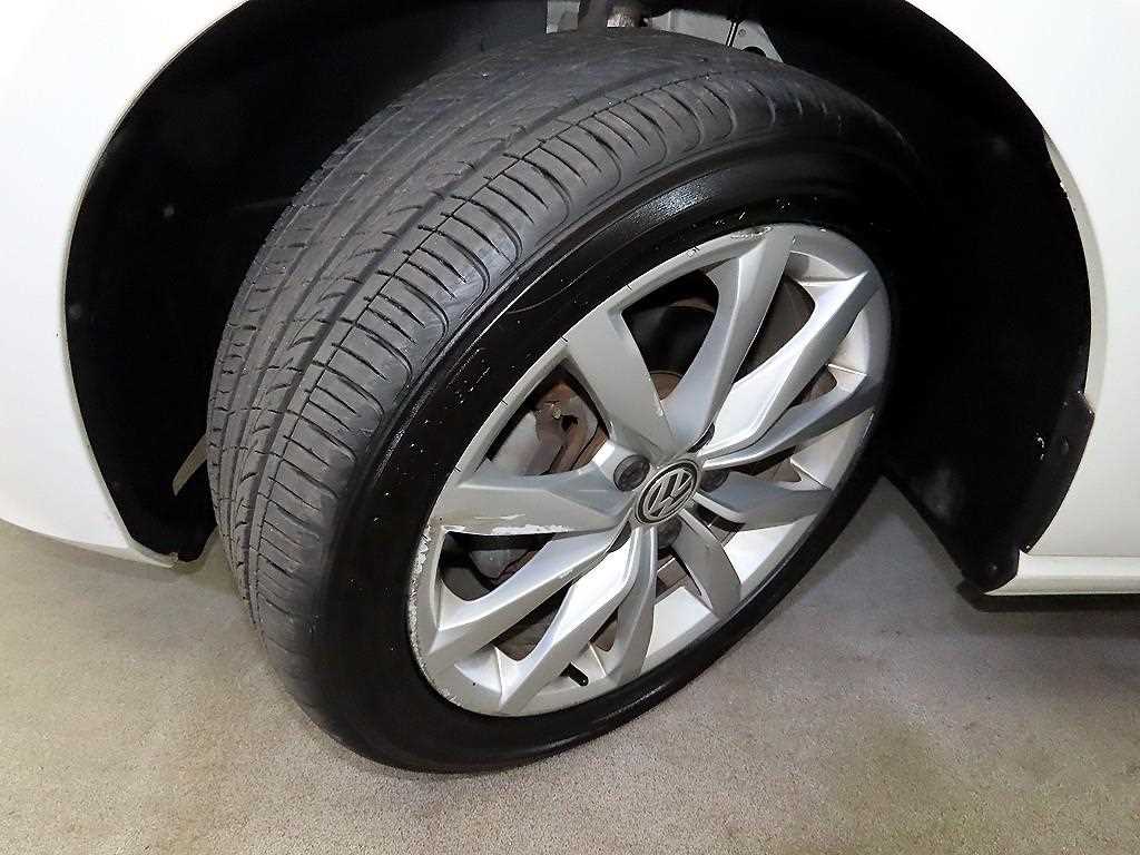 Volkswagen Golf 2015 Blanco - Importación desde Corea - HF Imports Iquique - Foto 19