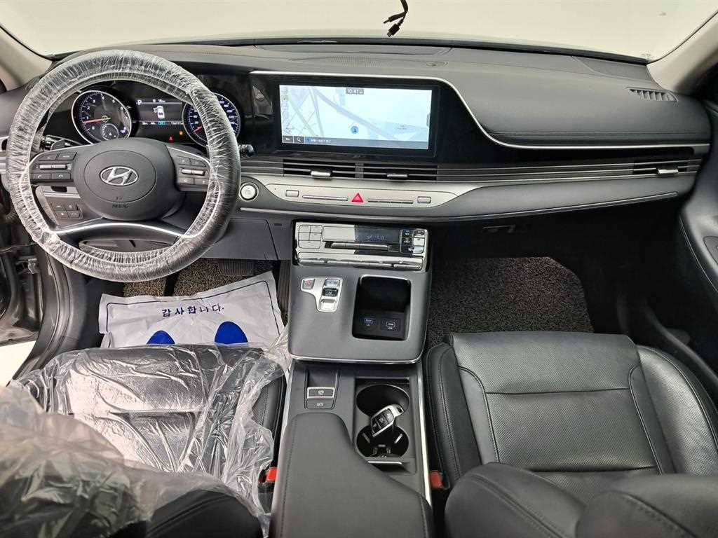HYUNDAI Grandeur - Vista 6