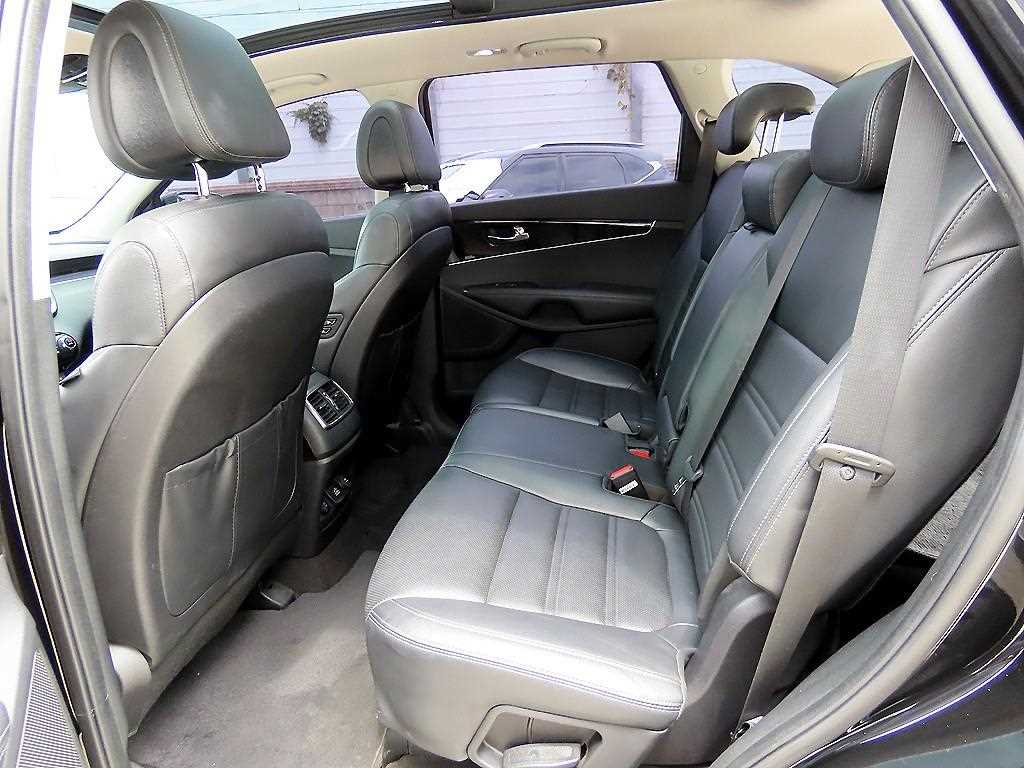KIA Sorento - Vista 6