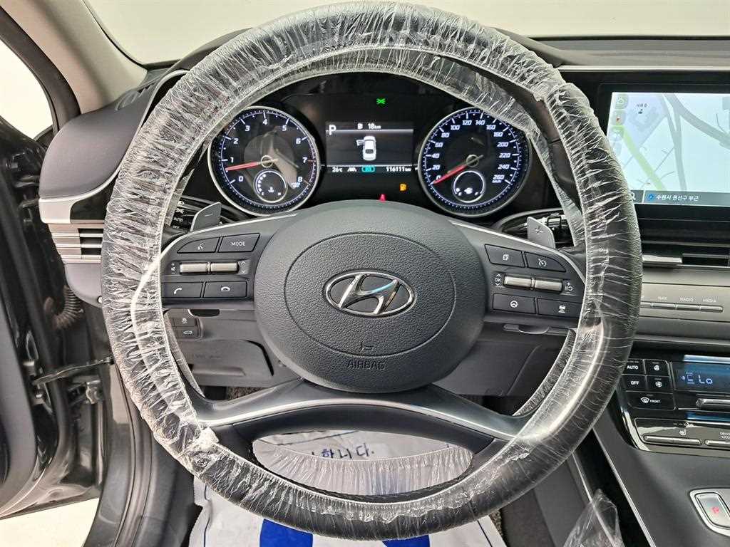 HYUNDAI Grandeur - Vista 7