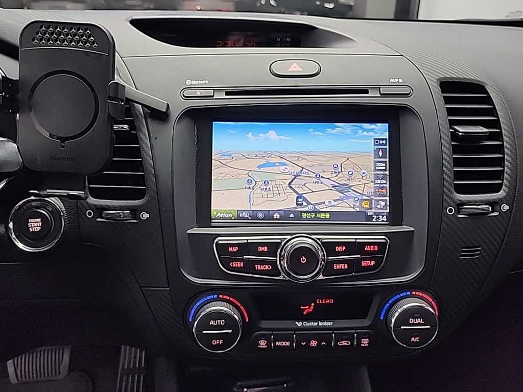 KIA K3 - Vista 10