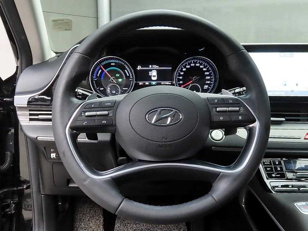 HYUNDAI Grandeur - Vista 9
