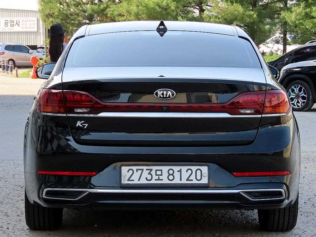 KIA K7 - Vista 4