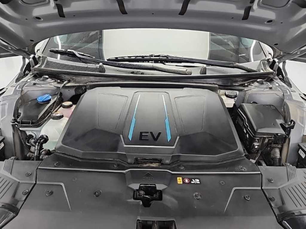 HYUNDAI Ioniq 5 - Vista 5