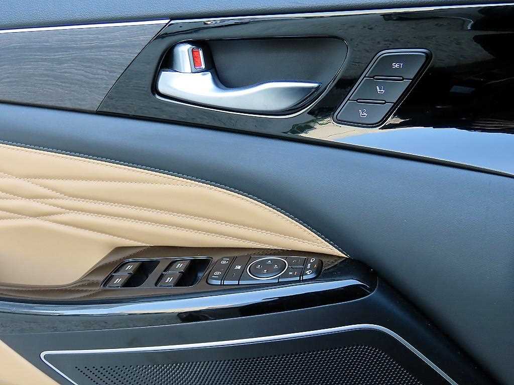 KIA K7 - Vista 11