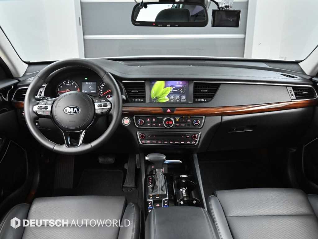 KIA K7 - Vista 7