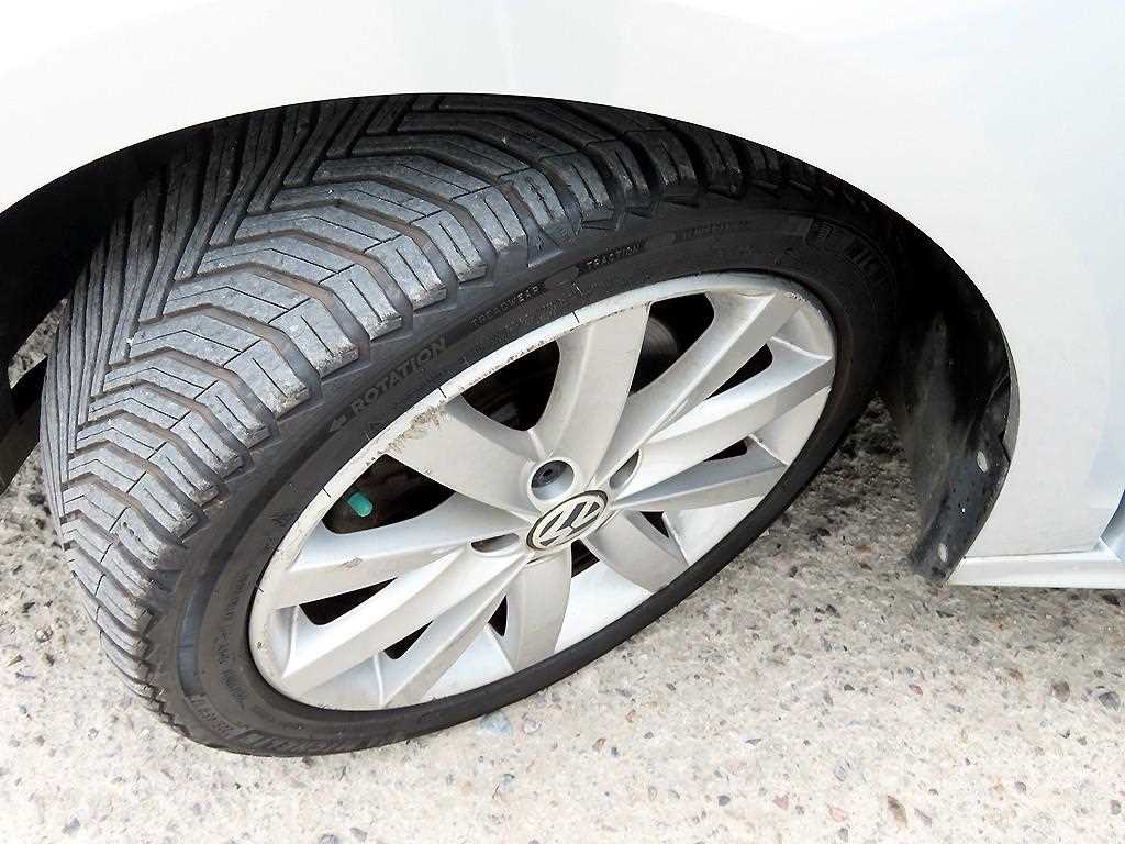 Volkswagen Jetta 2013 Plateado - Importación desde Corea - HF Imports Iquique - Foto 20