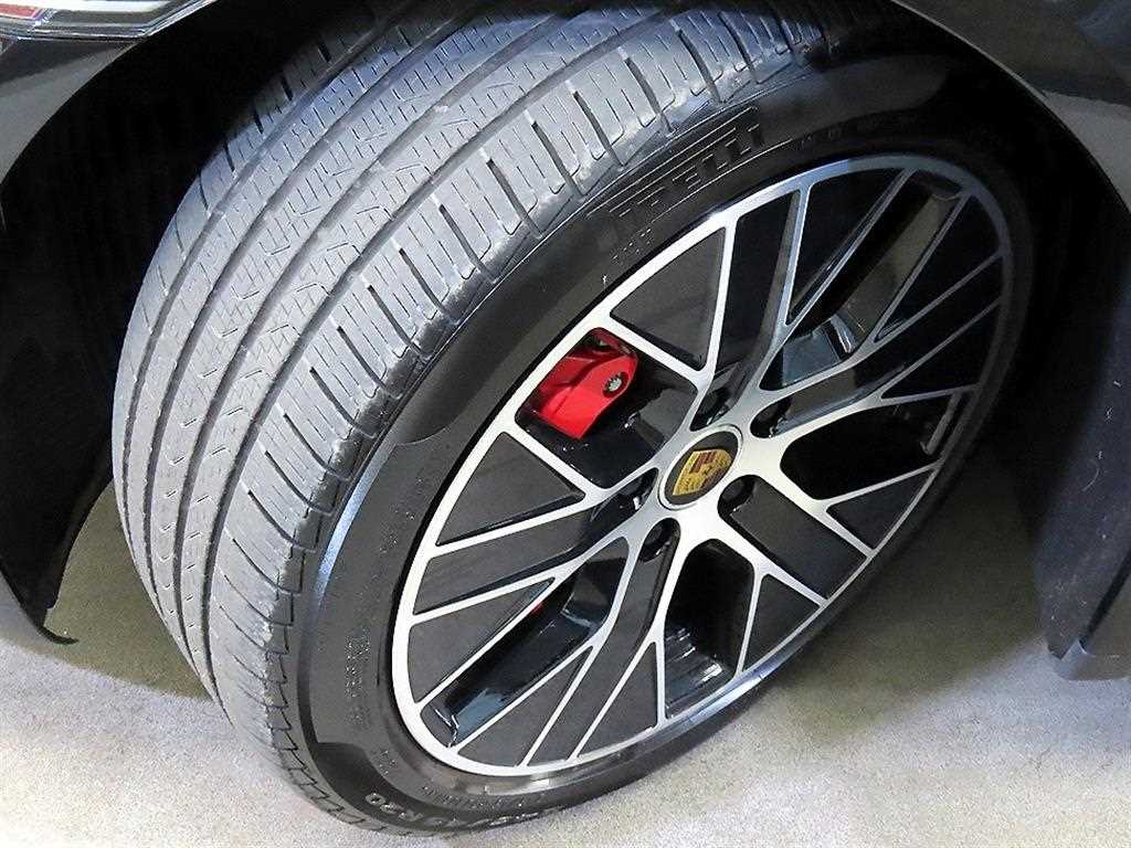 Porsche Taycan 2022 Negro - Importación desde Corea - HF Imports Iquique - Foto 20