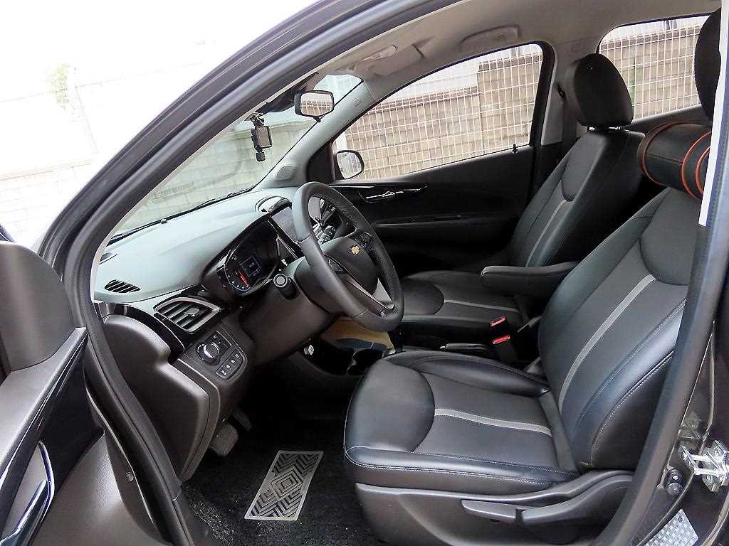Chevrolet Spark - Vista 5