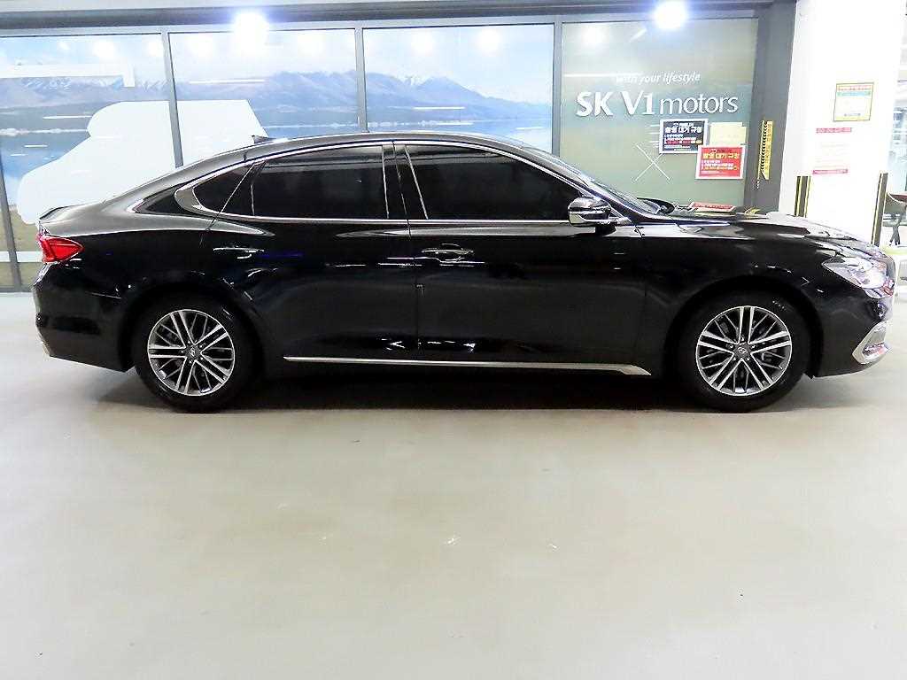 HYUNDAI Grandeur - Vista 3