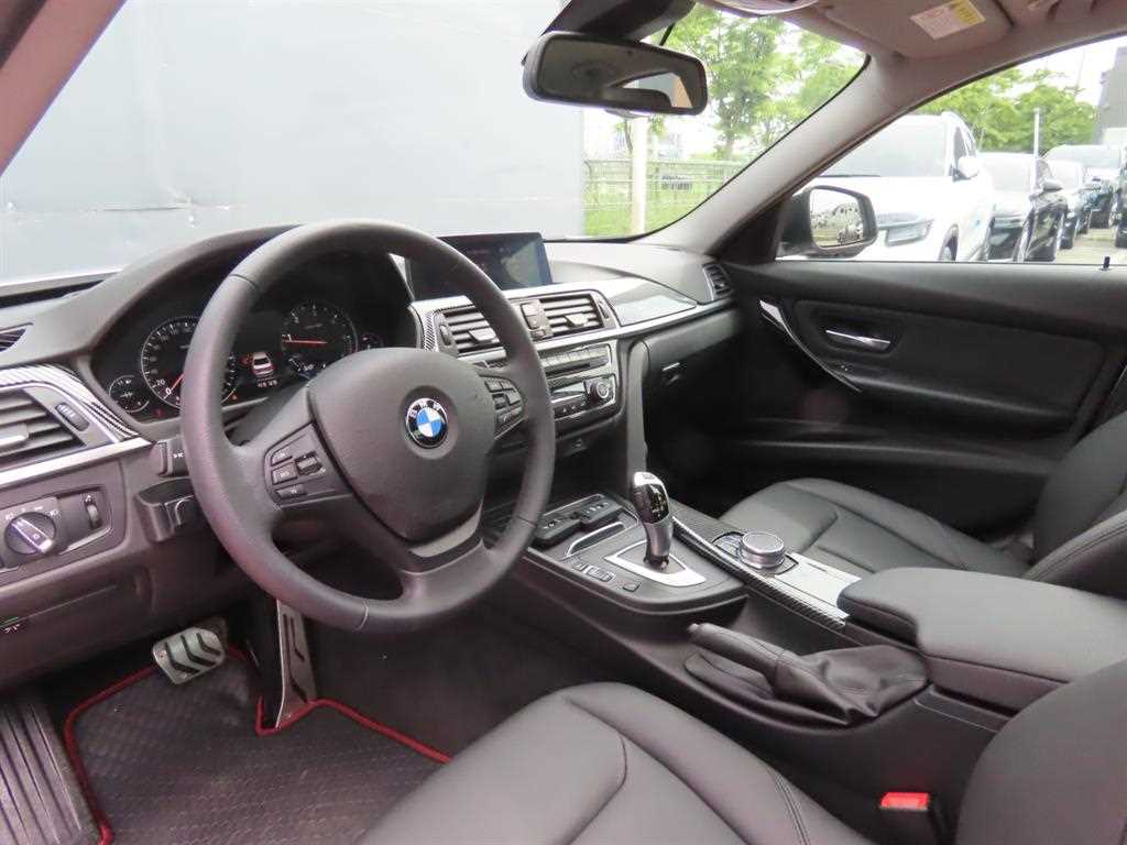 BMW 3 series 2018 Plateado - Importación desde Corea - HF Imports Iquique - Foto 15