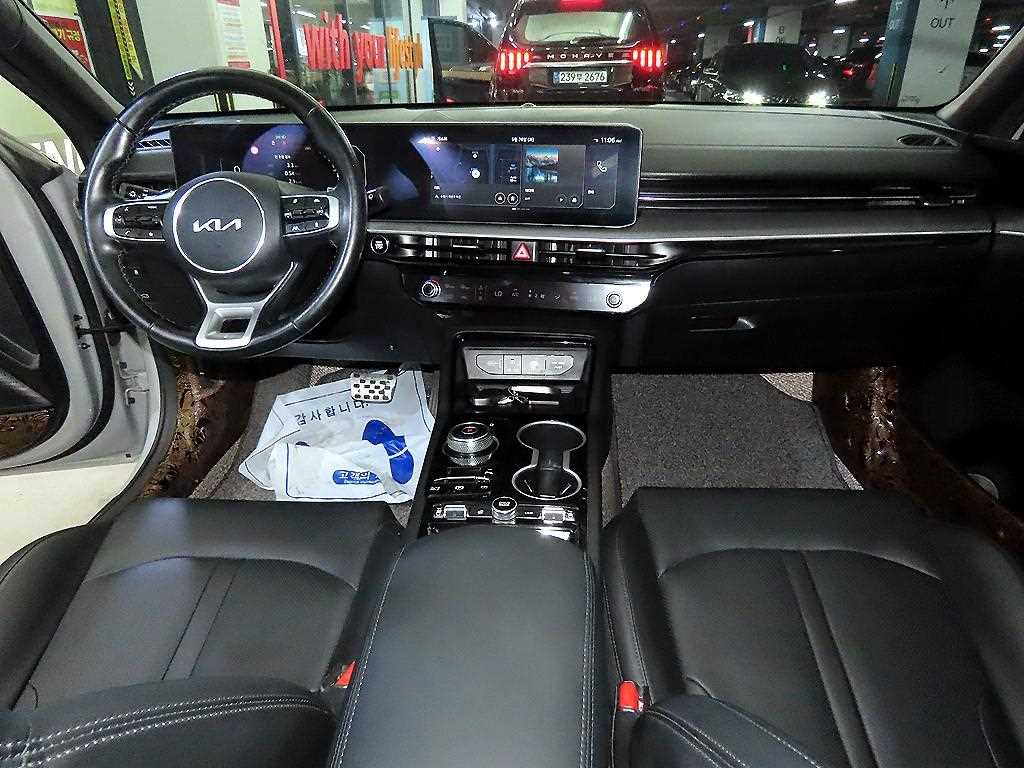 KIA K5 - Vista 10