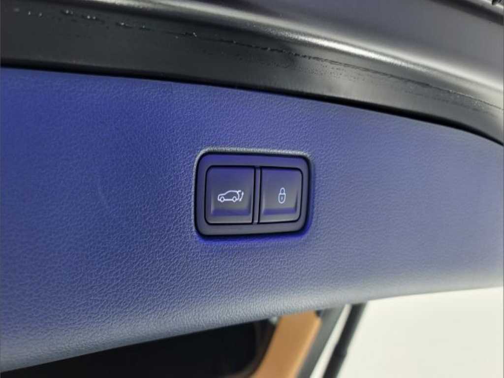 Genesis GV80 - Vista 9