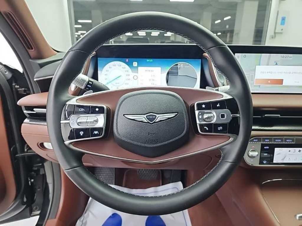 Genesis G90 - Vista 9