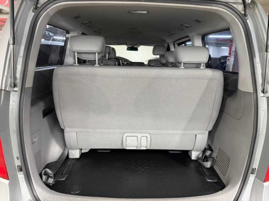 HYUNDAI Starex 2011 Gris - Importación desde Corea - HF Imports Iquique - Foto 17