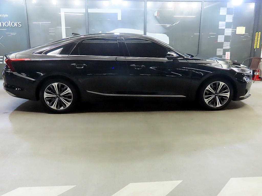 KIA K8 - Vista 3