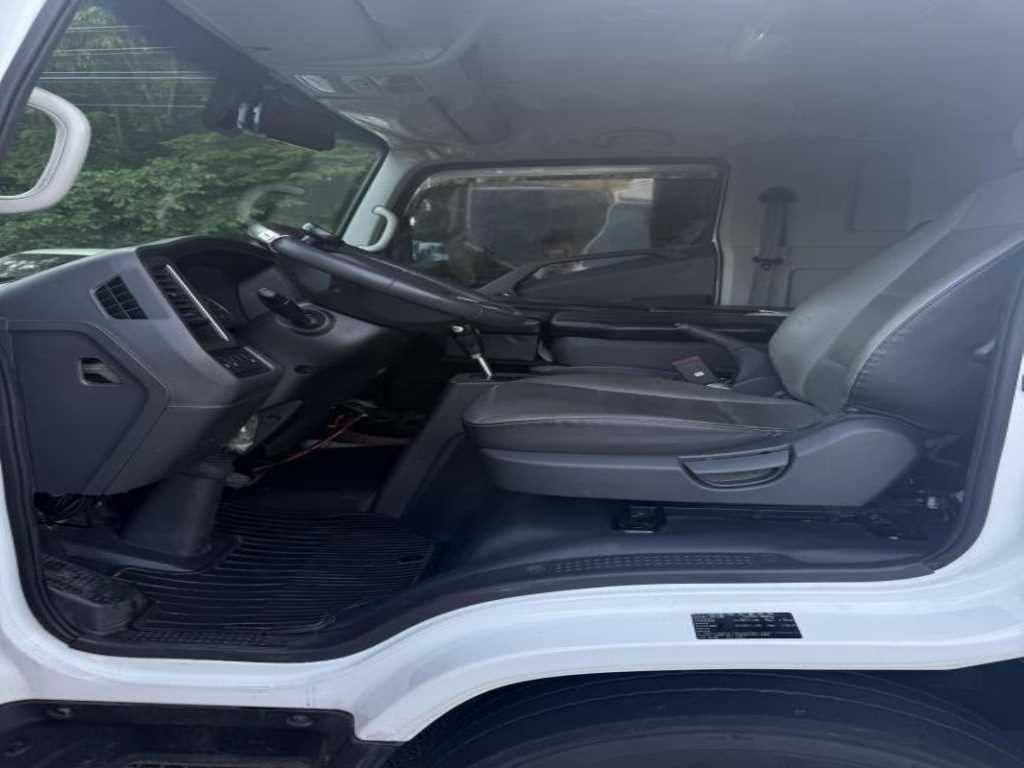medium and large cargo Lekka - Vista 9