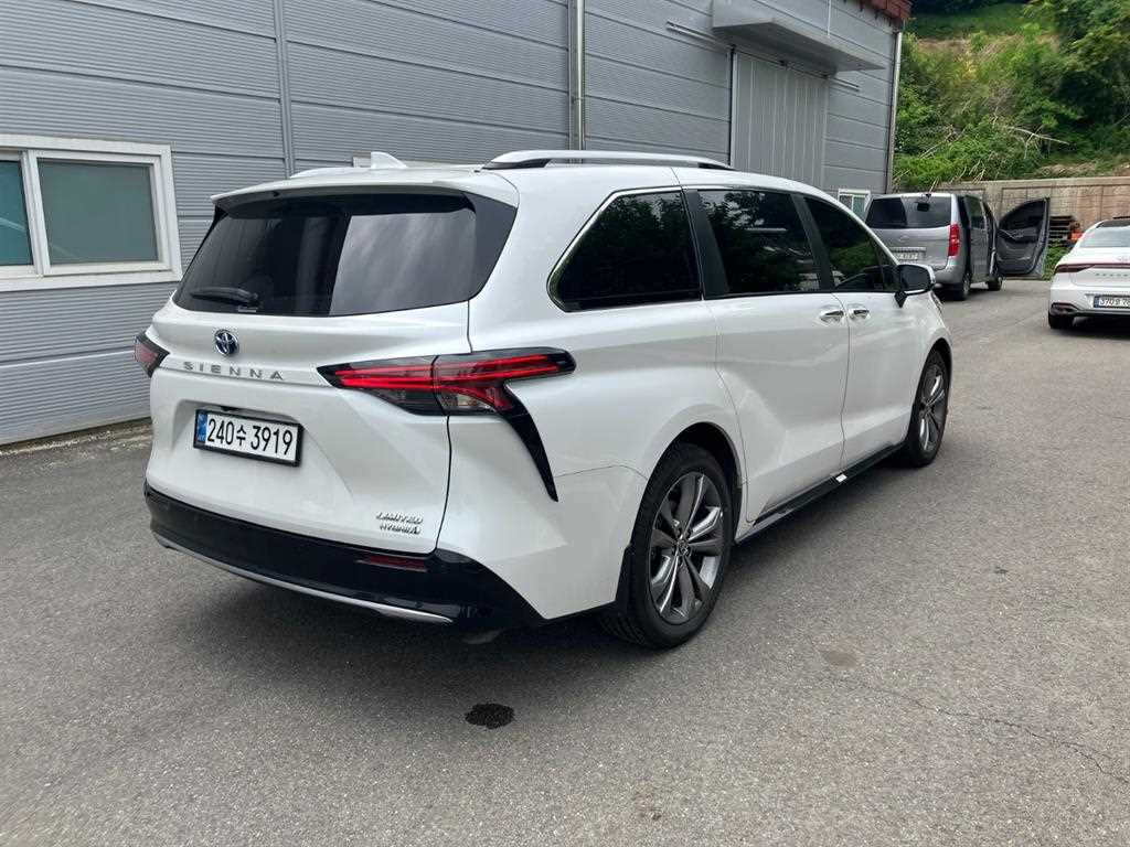 Toyota Siena - Vista 2