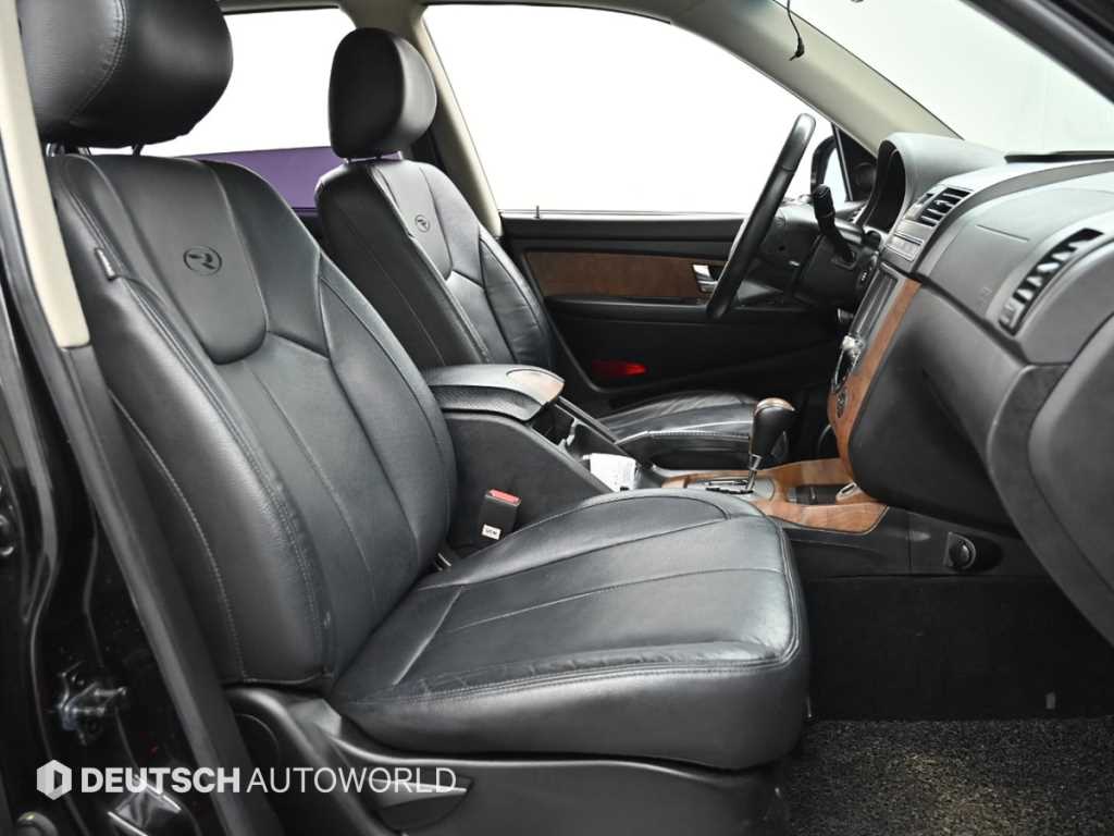 Ssangyong Rexton - Vista 10