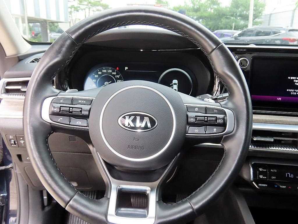 KIA K5 - Vista 8