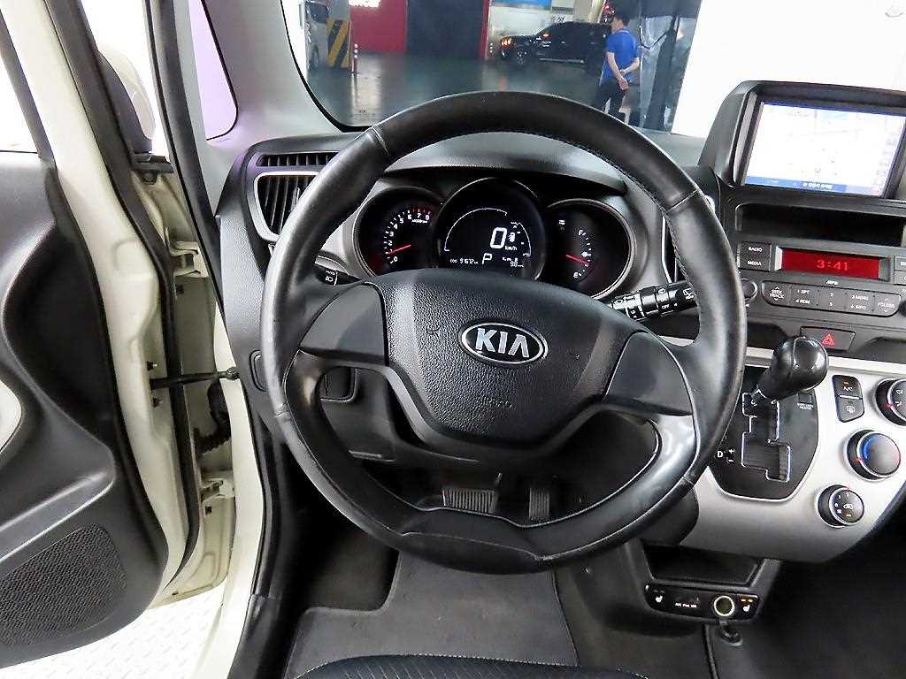 KIA Ray - Vista 9