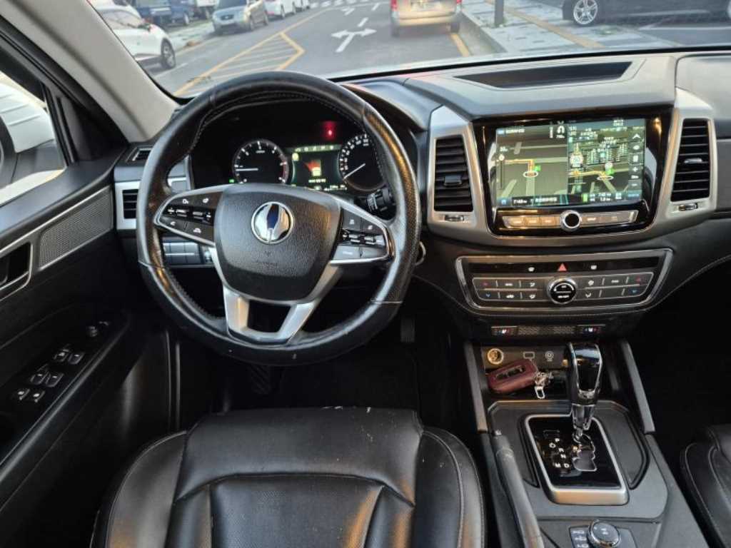 Ssangyong Rexton - Vista 9