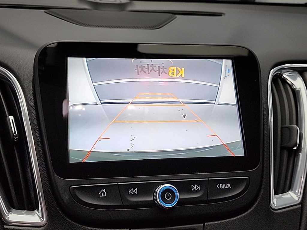Chevrolet Malibu 2018 Negro - Importación desde Corea - HF Imports Iquique - Foto 15