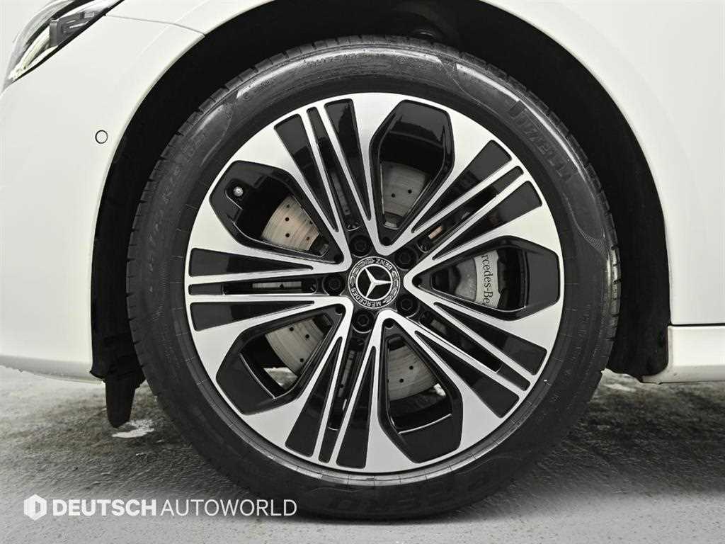 Mercedes Benz E class - Vista 6