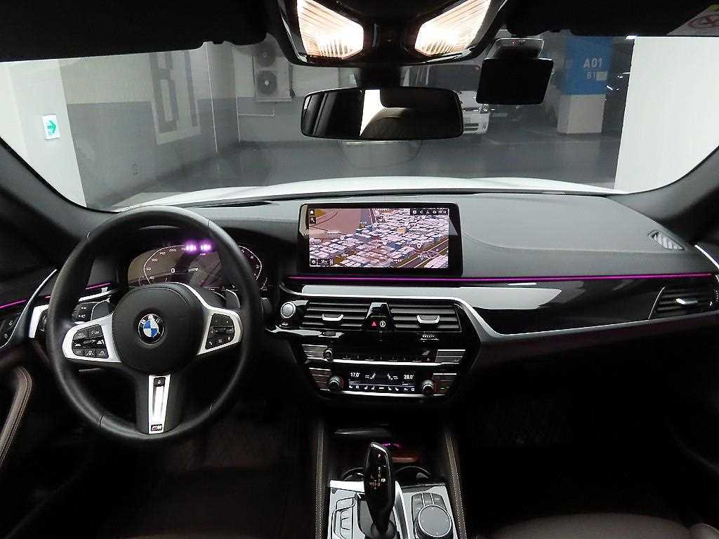 BMW 5 Series - Vista 8