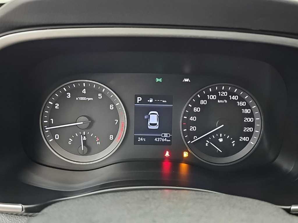 HYUNDAI Tucson - Vista 6
