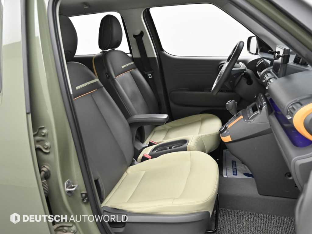 HYUNDAI Casper - Vista 10