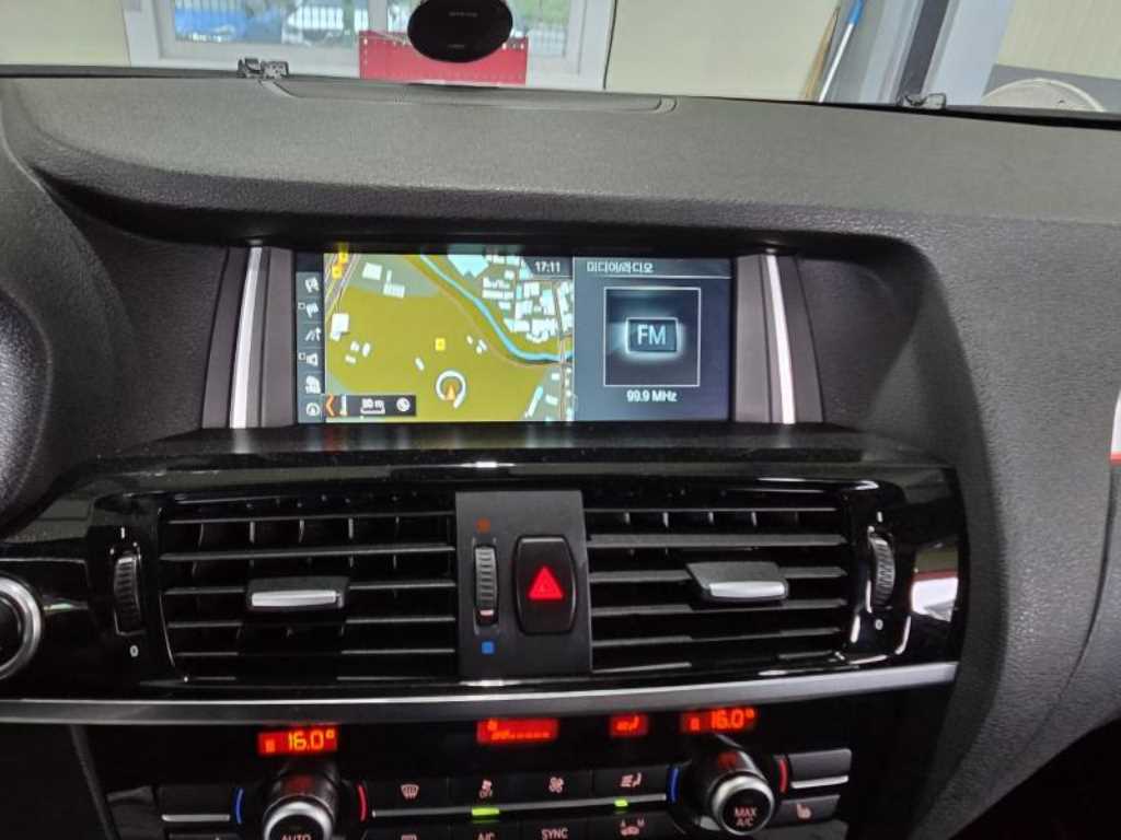 BMW X4 - Vista 10