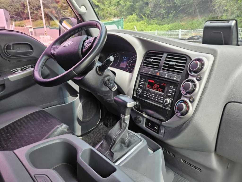 Small Truck Cargo (small) 2022 Blanco - Importación desde Corea - HF Imports Iquique - Foto 16