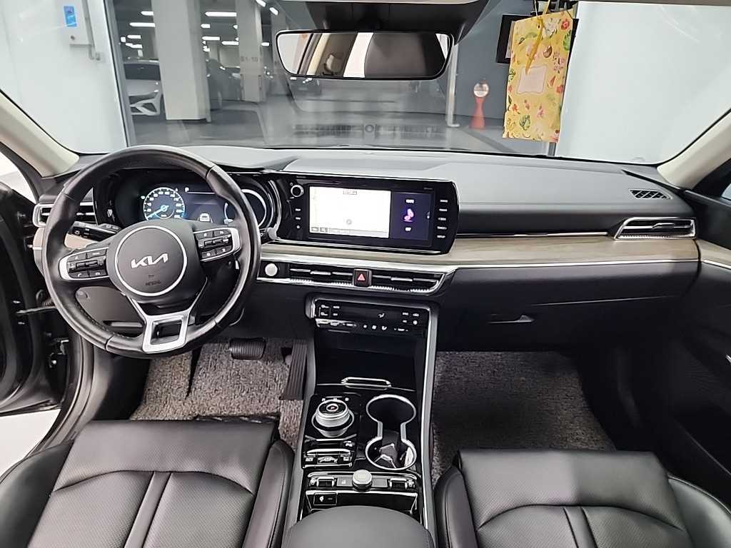 KIA K5 - Vista 7
