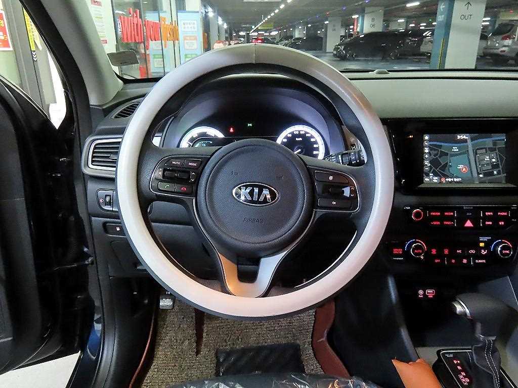 KIA Niro - Vista 8