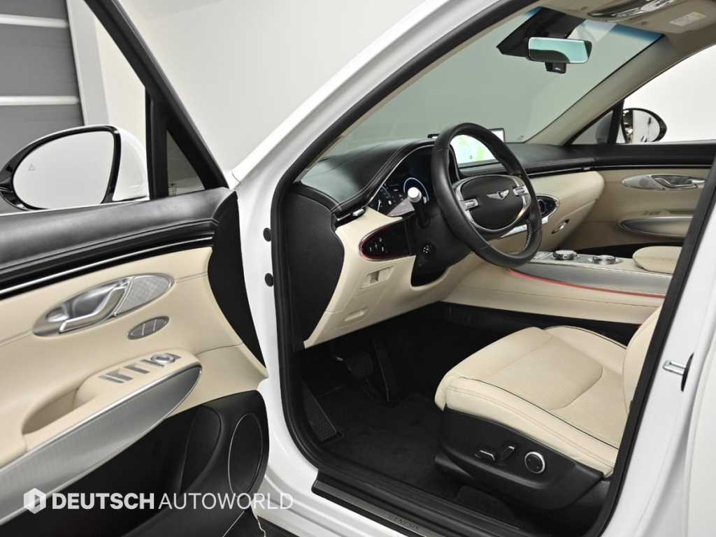Genesis GV70 - Vista 11