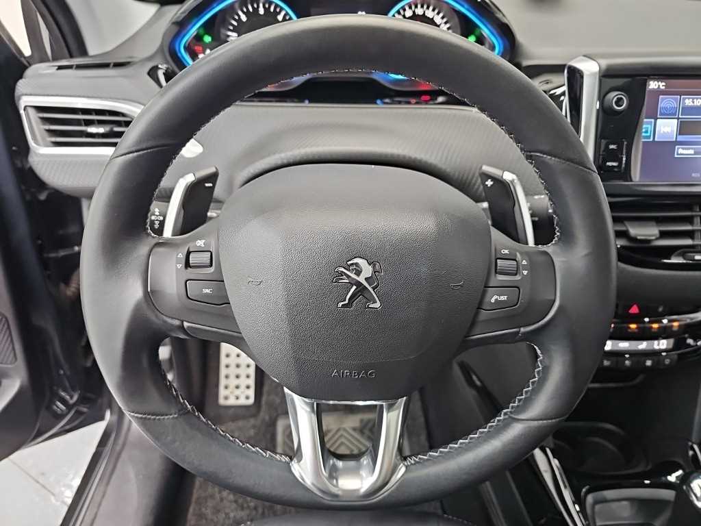 Peugeot 2008 - Vista 9