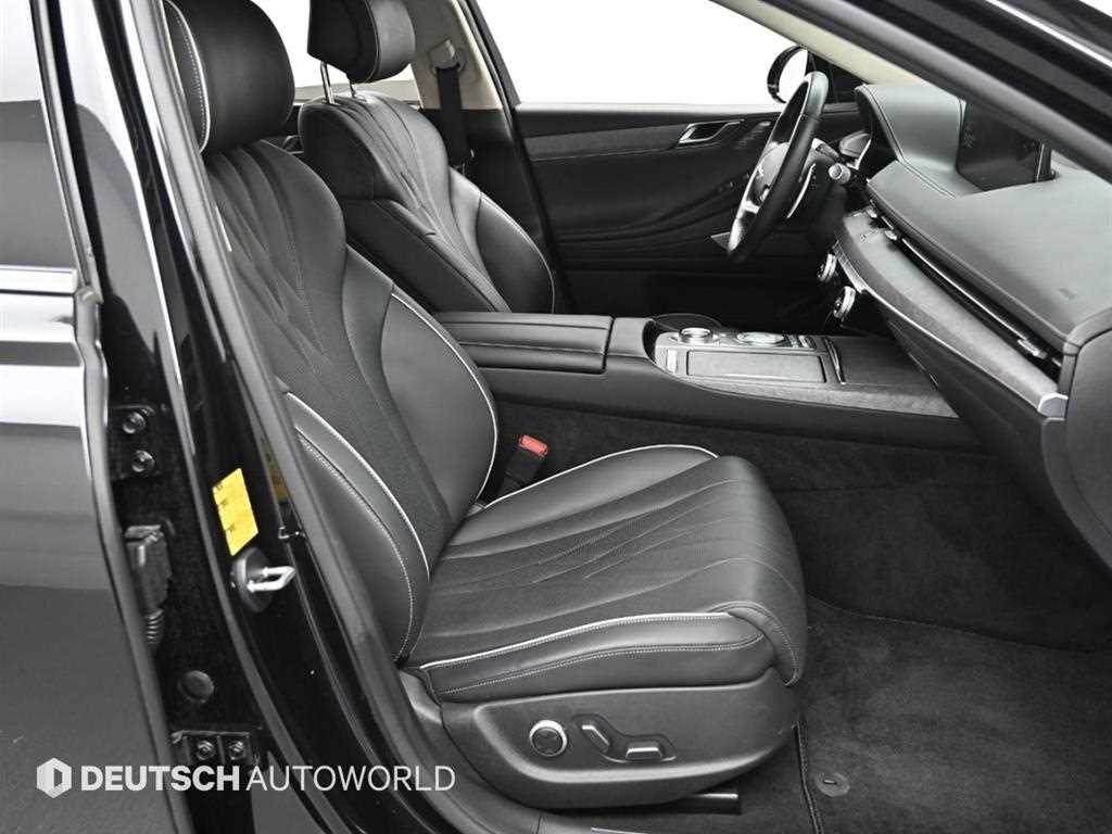 Genesis G80 - Vista 10