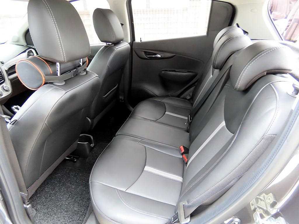 Chevrolet Spark - Vista 6