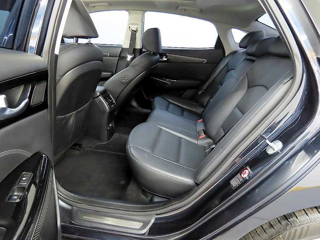 KIA K7 - Vista 6