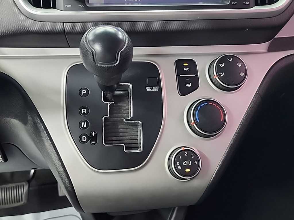 KIA Ray - Vista 8