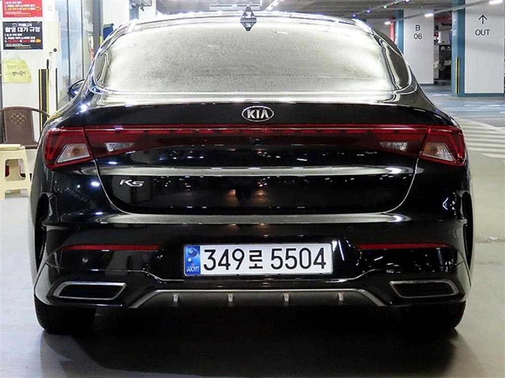 KIA K5 - Vista 5