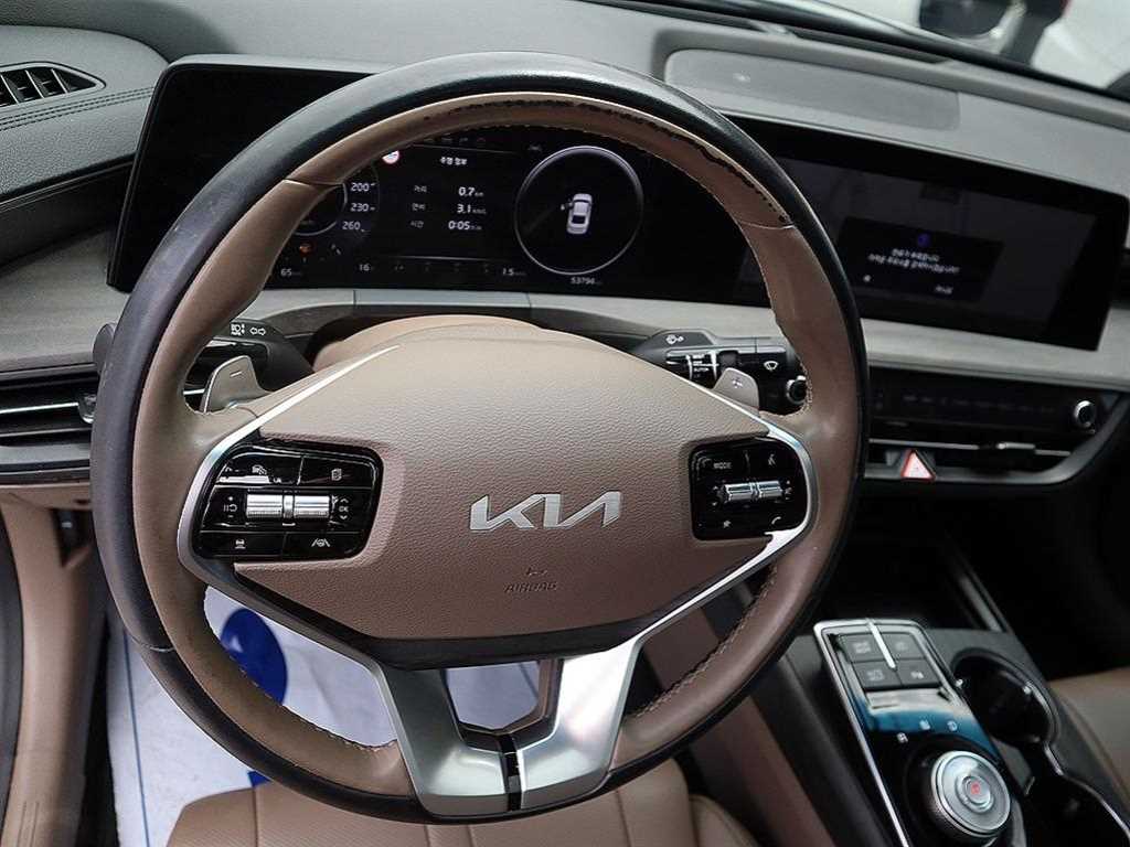KIA K8 - Vista 9