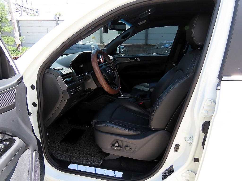 Ssangyong Rexton - Vista 5