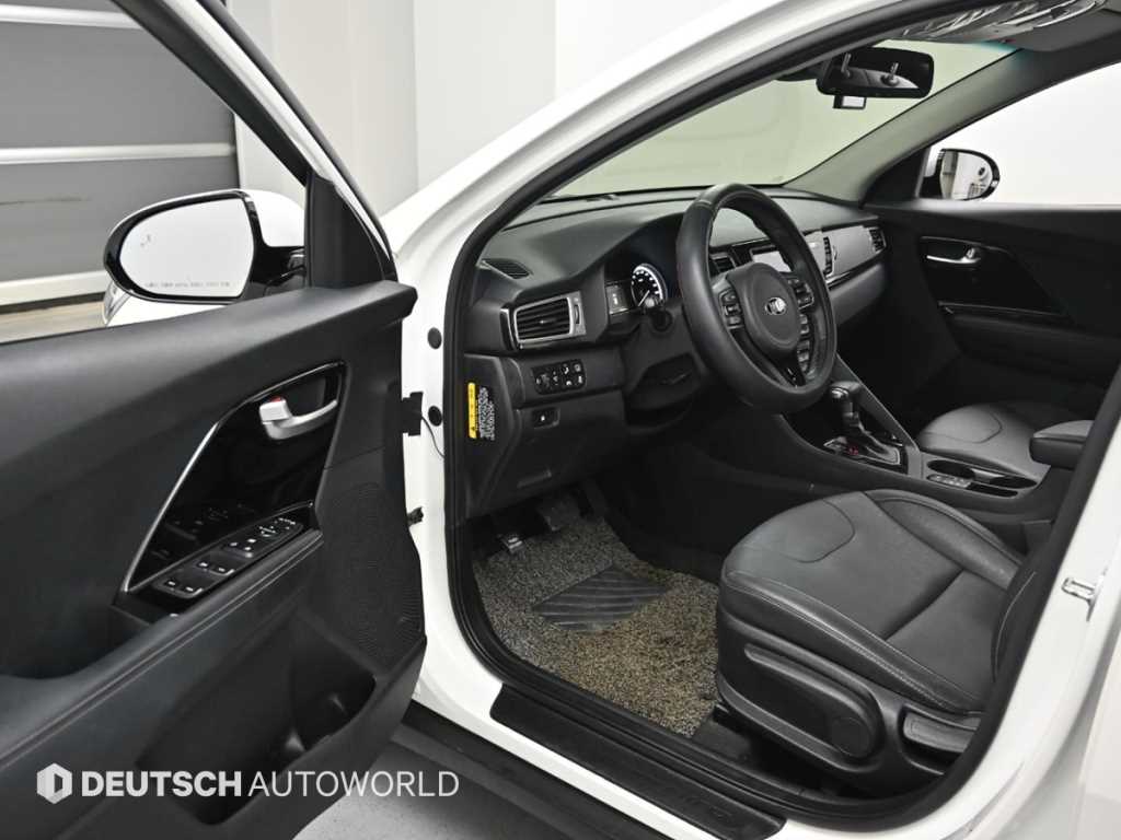 KIA Niro - Vista 11