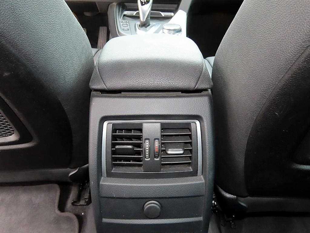 BMW 3 series 2017 Azul - Importación desde Corea - HF Imports Iquique - Foto 17