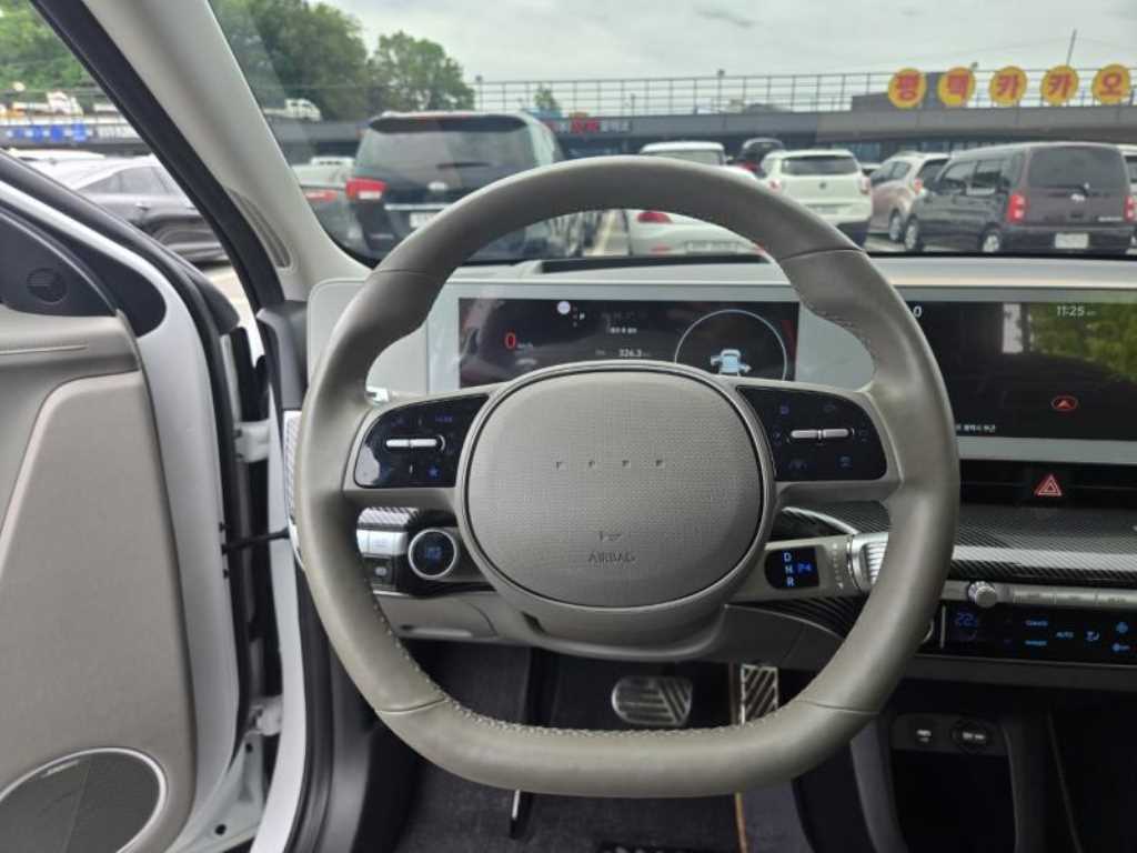 HYUNDAI Ioniq 5 - Vista 5