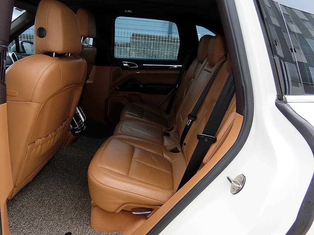Porsche Cayenne - Vista 6